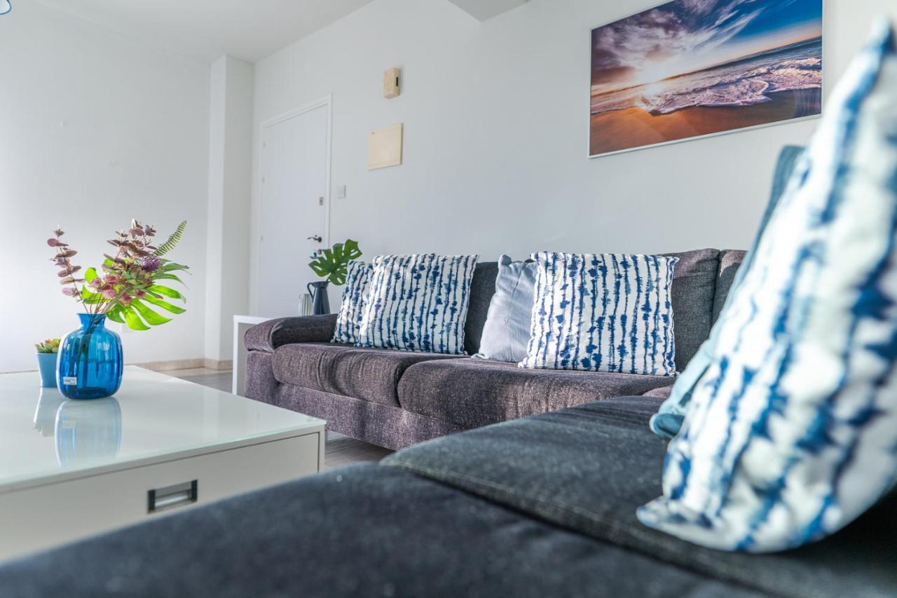 شقة Makenzy Seaview Penthouse لارنكا المظهر الخارجي الصورة